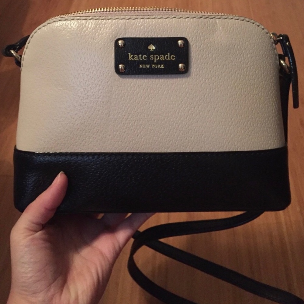 Kate Spade Crossbody ♠️
